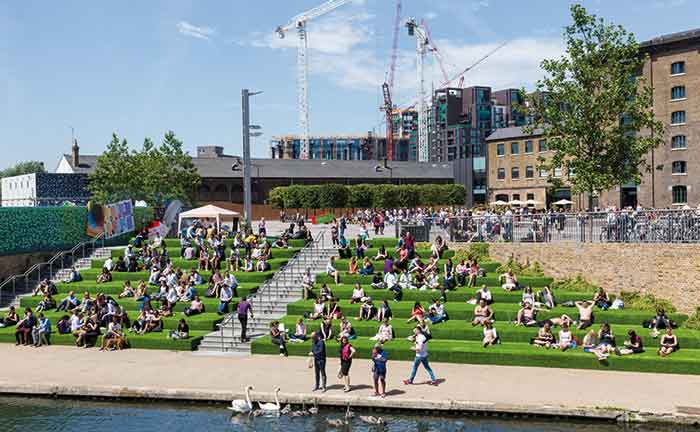 King's Cross Central Photo: King's Cross rectangle The government has begun the process to sell the taxpayers’ stake in the King’s Cross Central development in London as part of its programme of asset and property sales.