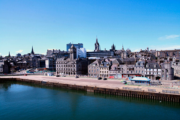 Aberdeen City Council is poised to become the first local authority in Scotland to raise investment finance from the capital markets. 