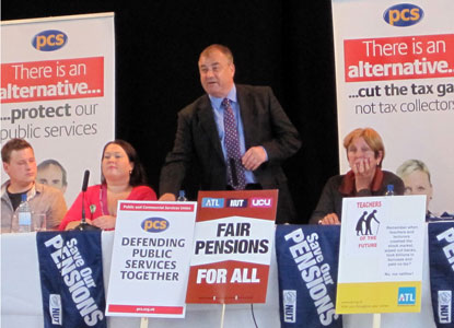 Brendan Barber addresses public sector workers over pension changes in June. He said today that the government has been acting ‘unilaterally’ in negotiations. Photo: PA