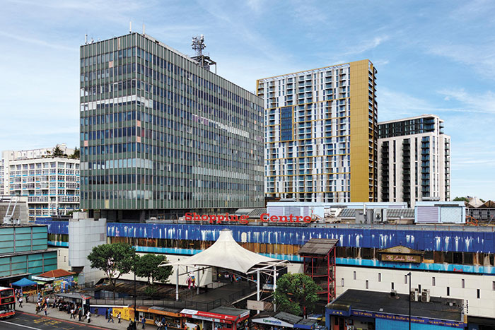 Elephant and Castle shopping centre ALAMY