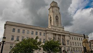 Barnsley Town Hall_Alamy