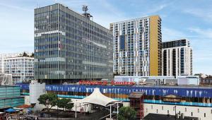 Elephant and Castle shopping centre ALAMY