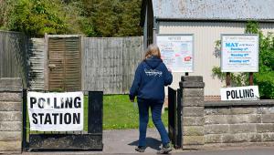 Polling station elections 