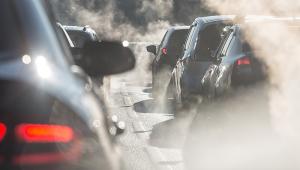 Car exhaust fumes Shutterstock 553591285