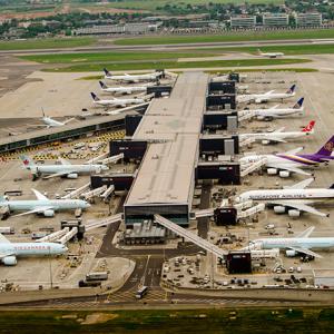 The government will give the go-ahead to a third runway at Heathrow airport, which ministers said would provide a boost to the UK’s economy.