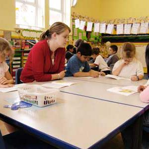 Classroom Photo: Alamy