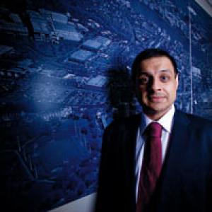 Waqar Ahmed KESTEVAN