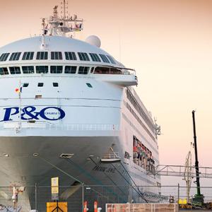P & O ferry