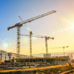 web_-large-construction-site-including-several-cranes_credit_smileus_shutterstock_559826938_800x500.png