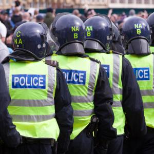 police-in-riot-gear-at-the-english-defence-league-rally