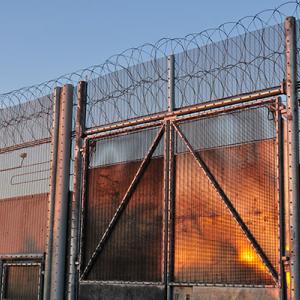 prisons 