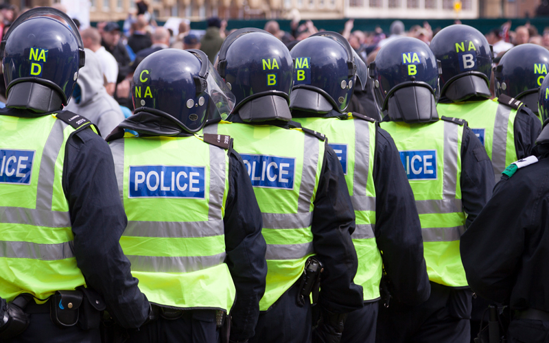 police-in-riot-gear-at-the-english-defence-league-rally