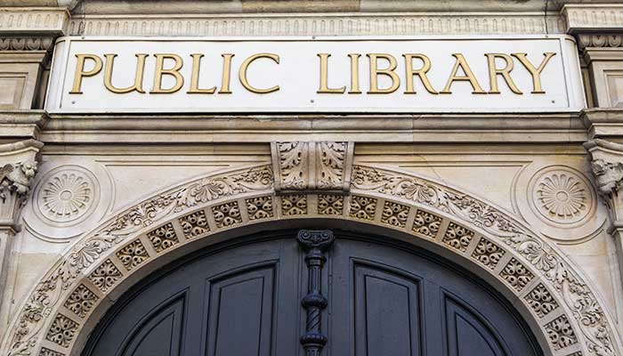 Public library SHUTTERSTOCK Public library